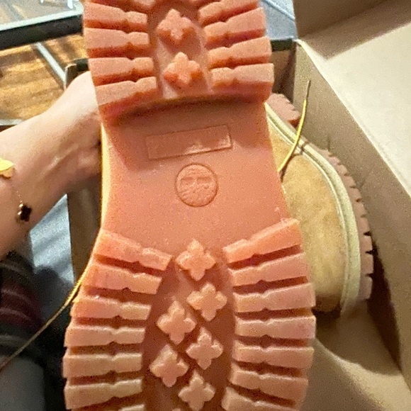 Timberland Boots - Picture 3 of 3